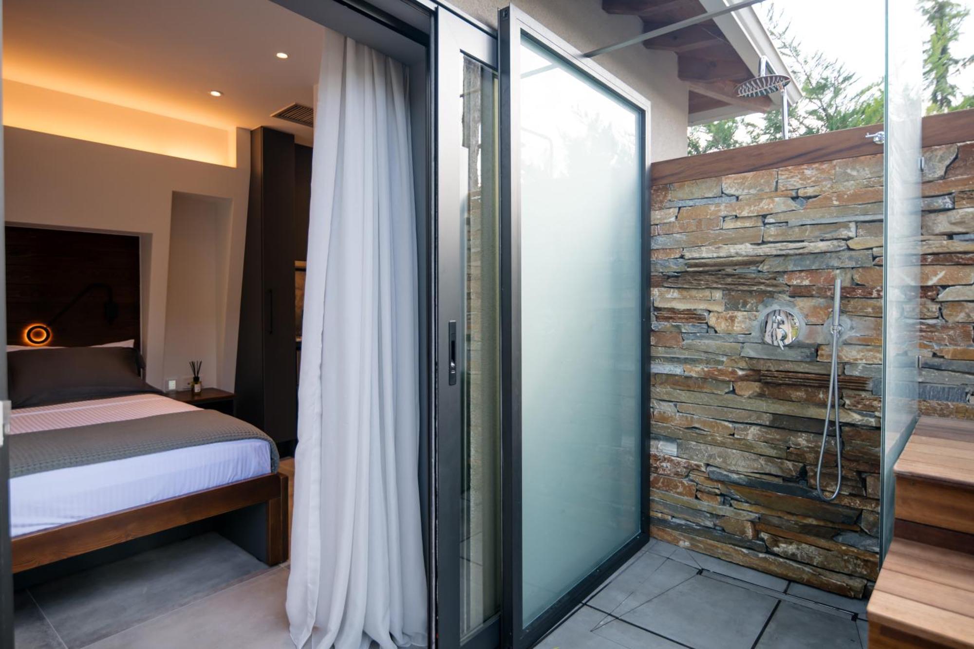 Sylvia Camping & Luxury Suites, Panel Hospitality Homes & Villas リトコロン エクステリア 写真