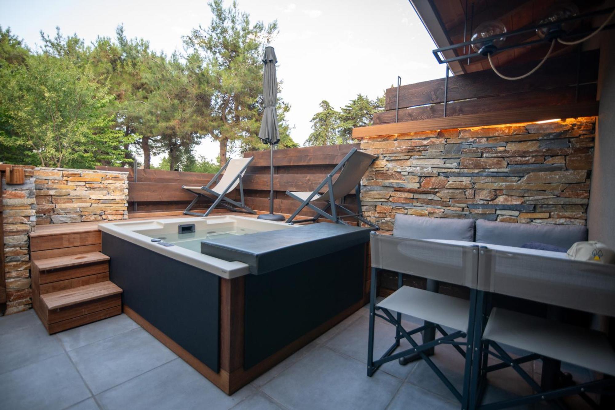 Sylvia Camping & Luxury Suites, Panel Hospitality Homes & Villas リトコロン エクステリア 写真