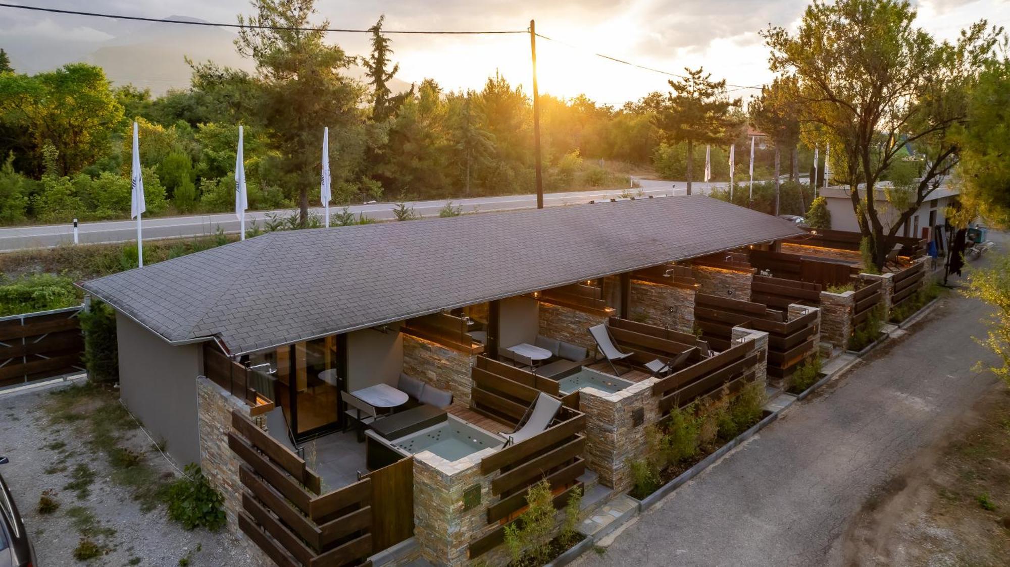 Sylvia Camping & Luxury Suites, Panel Hospitality Homes & Villas リトコロン エクステリア 写真